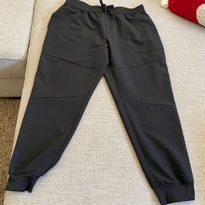 Workout pants